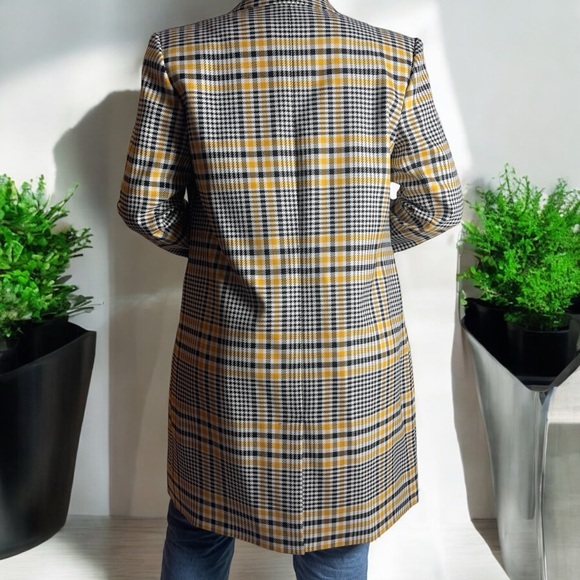 Plaid coat - Picture 2 of 2